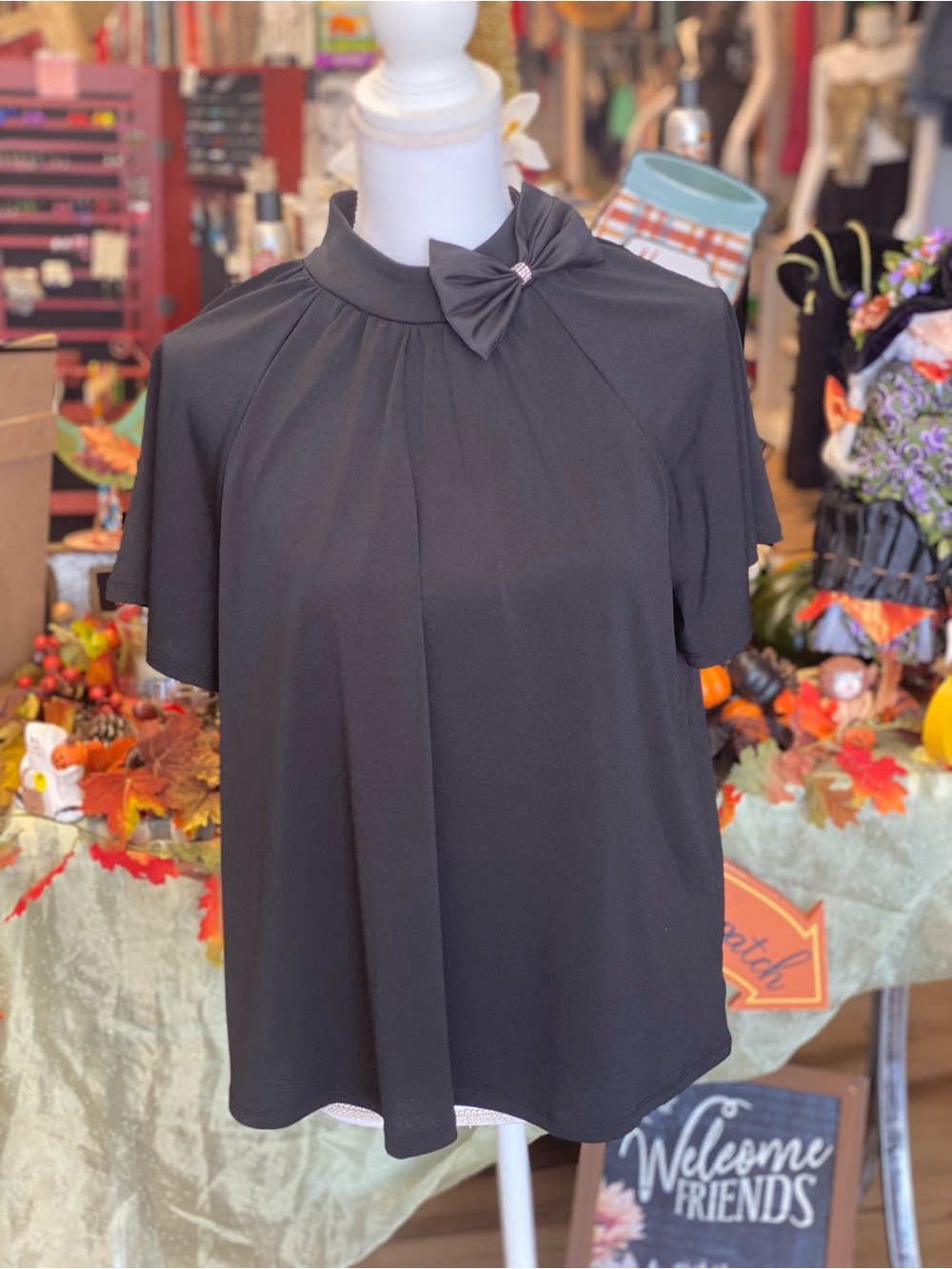 Black Bow-Neck Short Sleeve Blouse